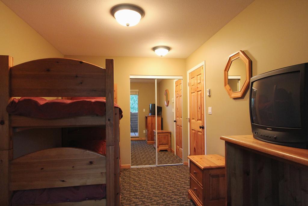 Valhalla Condos By Whistler Retreats Room photo